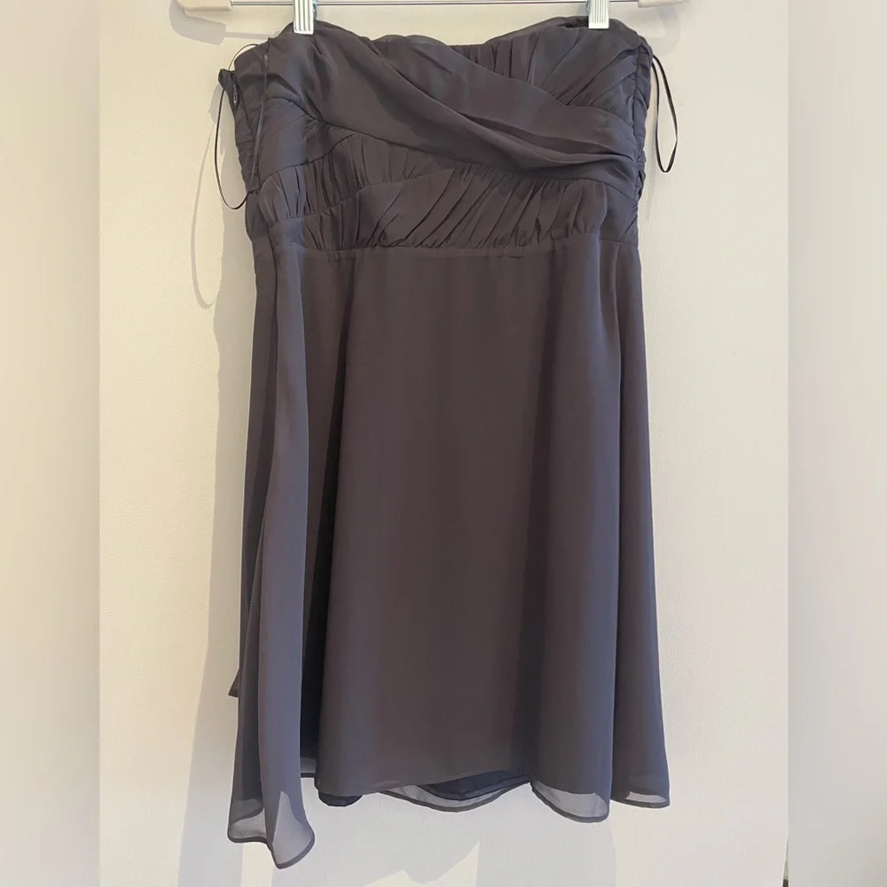 Express, size 8, gray, strapless dress. - Picture 2 of 3